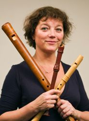 Photo of Saskia Coolen with recorders